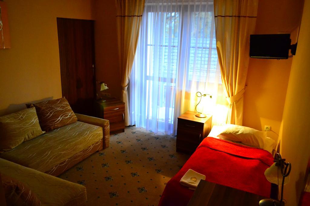 Hotel Rajski Ogrod Rzeszów Eksteriør billede